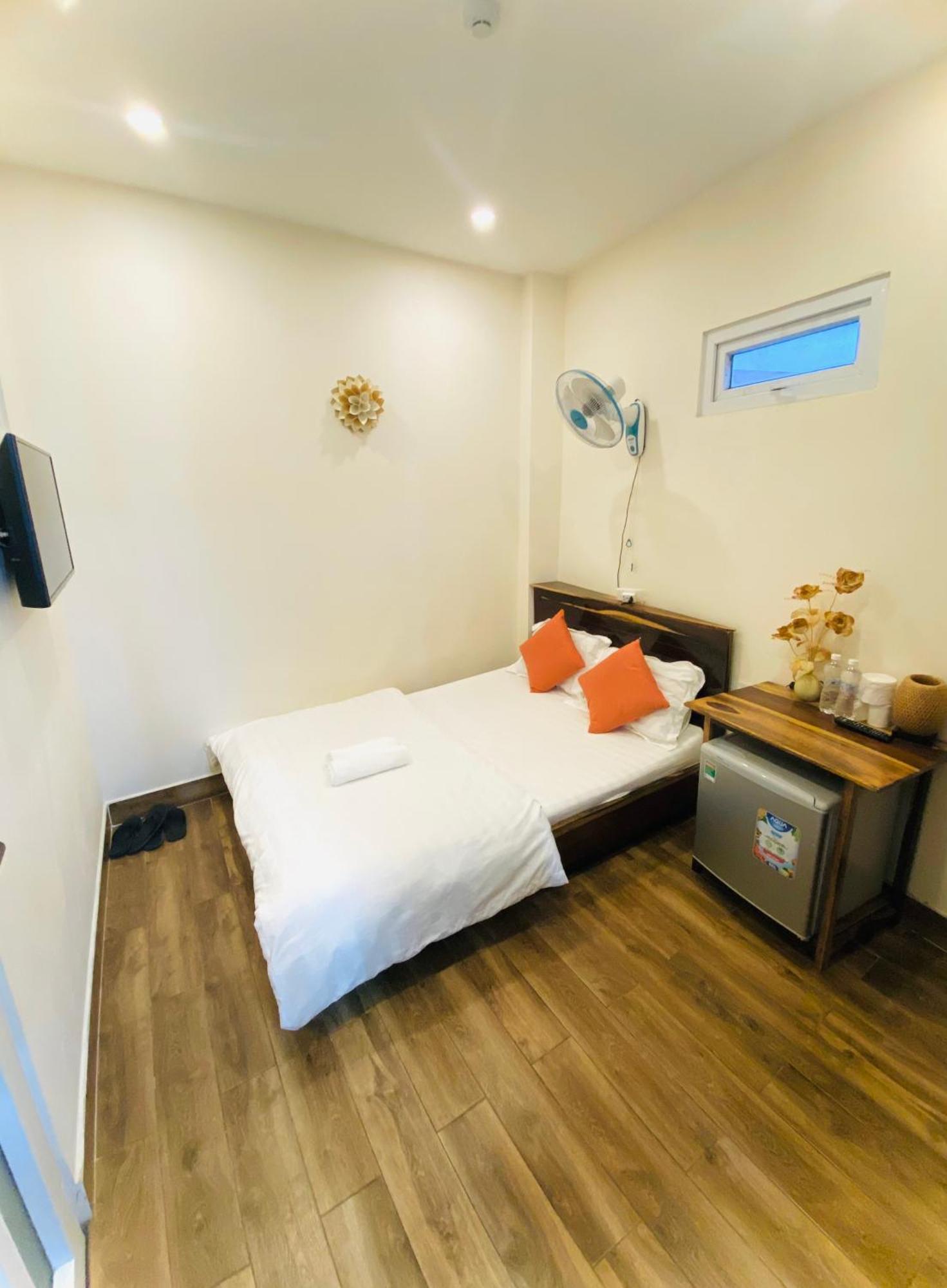Hotel Khach San Thuy Tien Đà Lạt Exterior foto