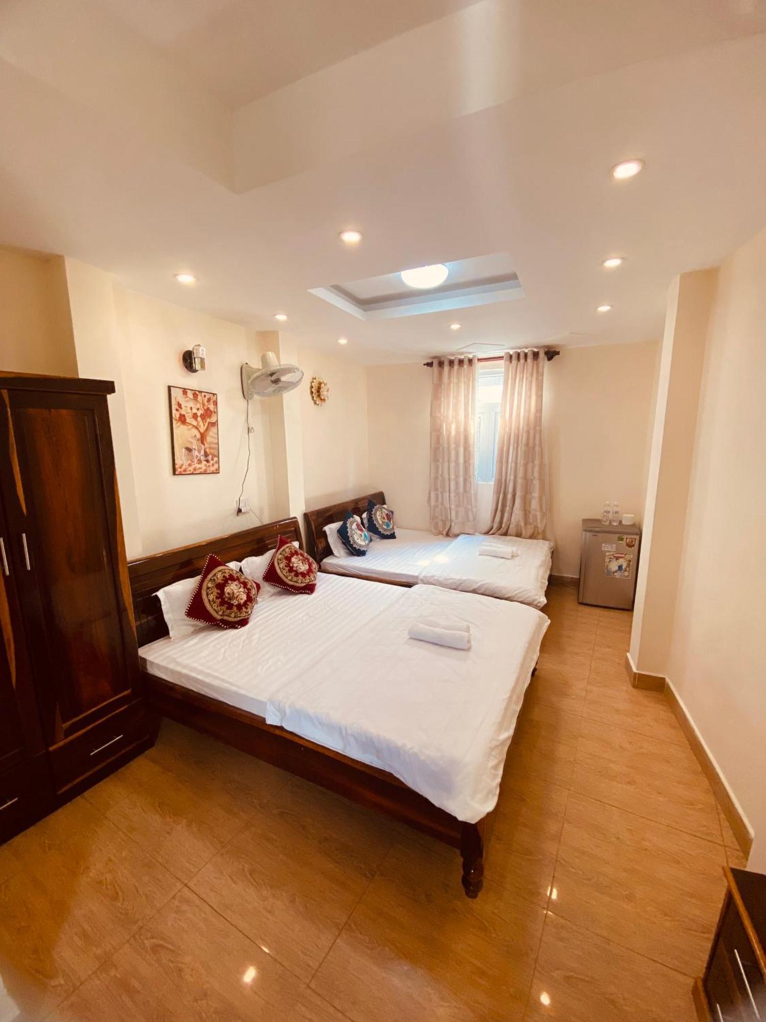 Hotel Khach San Thuy Tien Đà Lạt Exterior foto